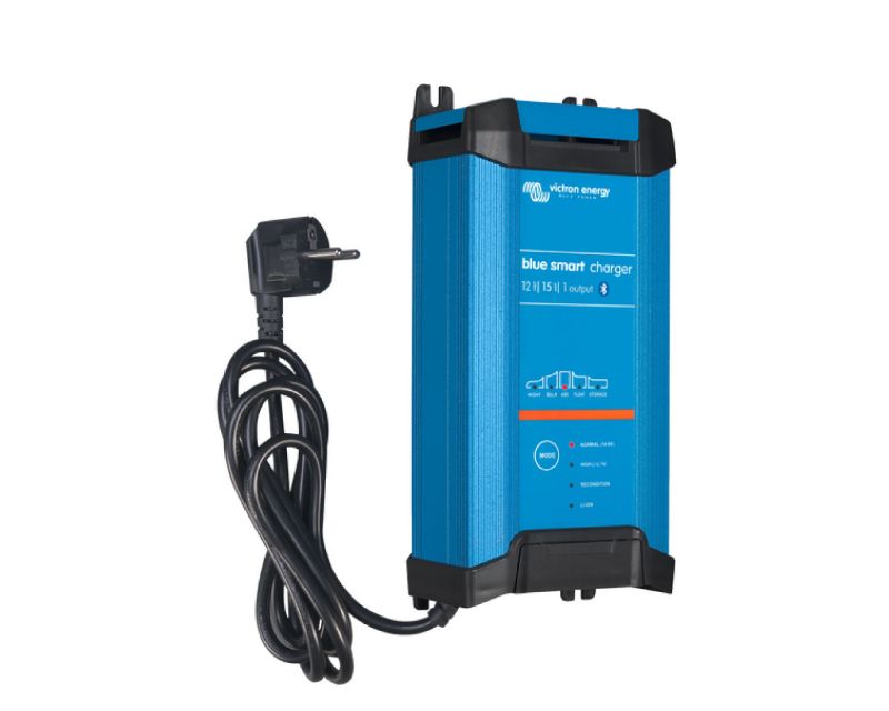 Slika Blue smart ip22 punjač 12V/15A - 230V - (1 output)